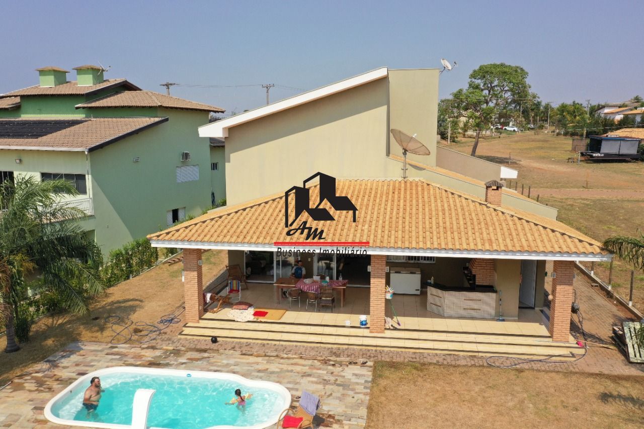 Fazenda / Sítio / Chácara com 2 quartos à venda, 236m² — foto 3 de 8