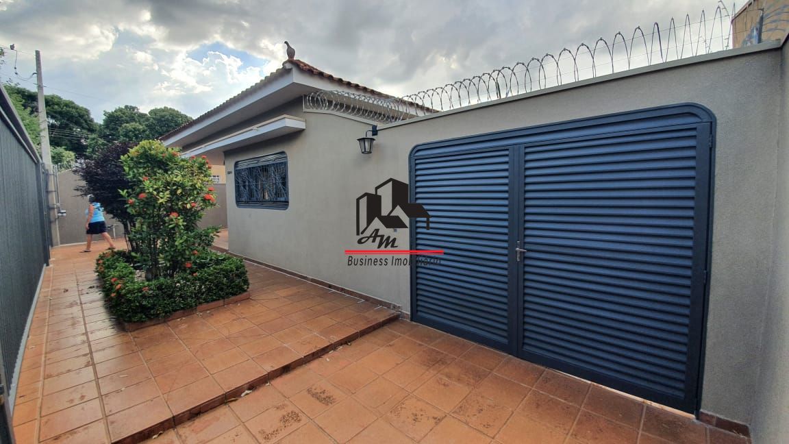 Casa com 4 quartos à venda, 184m² — foto 4 de 30