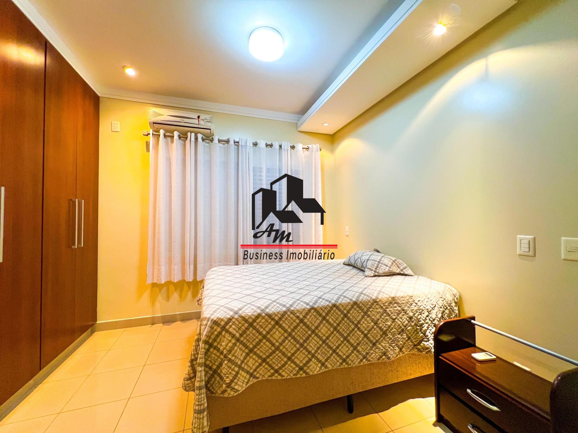 Casa de Condomínio com 3 quartos à venda, 250m² — foto 18 de 28