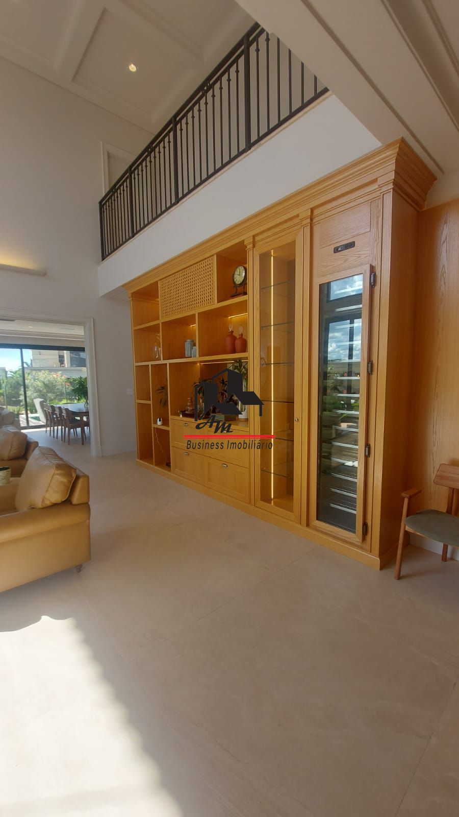 Sobrado com 4 quartos à venda, 490m² — foto 2 de 40