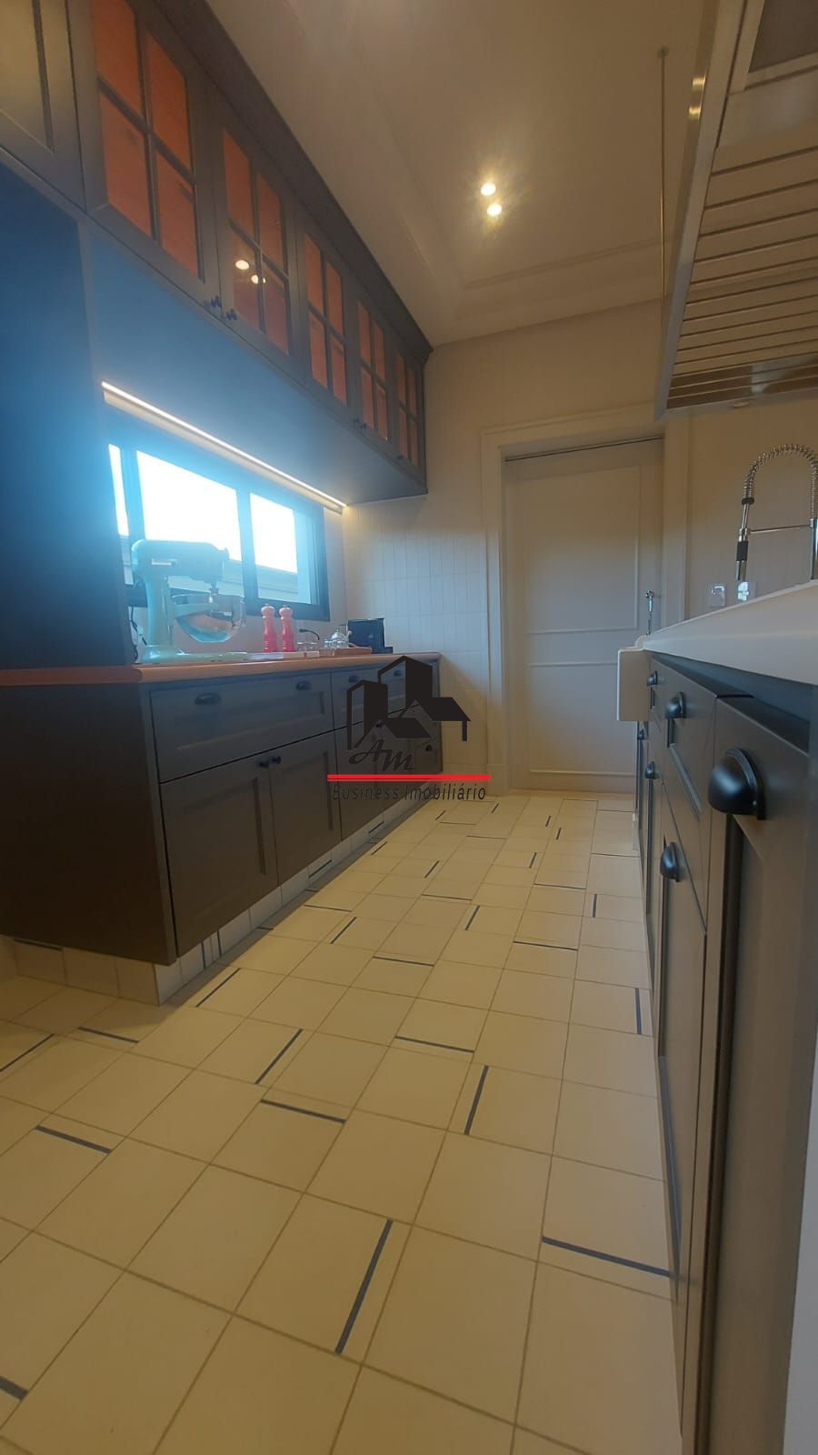 Sobrado com 4 quartos à venda, 490m² — foto 28 de 40