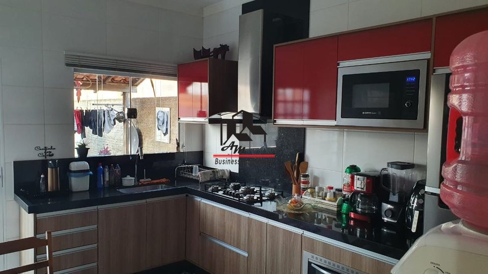 Casa com 2 quartos à venda, 85m² — foto 2 de 16