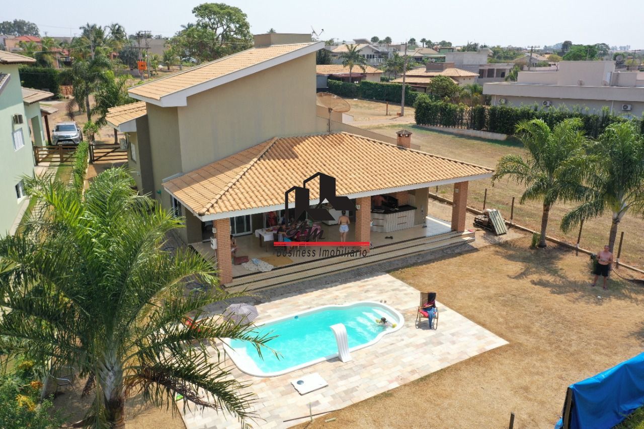 Fazenda / Sítio / Chácara com 2 quartos à venda, 236m² — foto 1 de 8