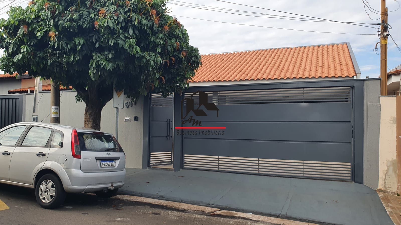 Loja / Salão / Ponto Comercial com 2 quartos à venda, 250m² — foto 2 de 26