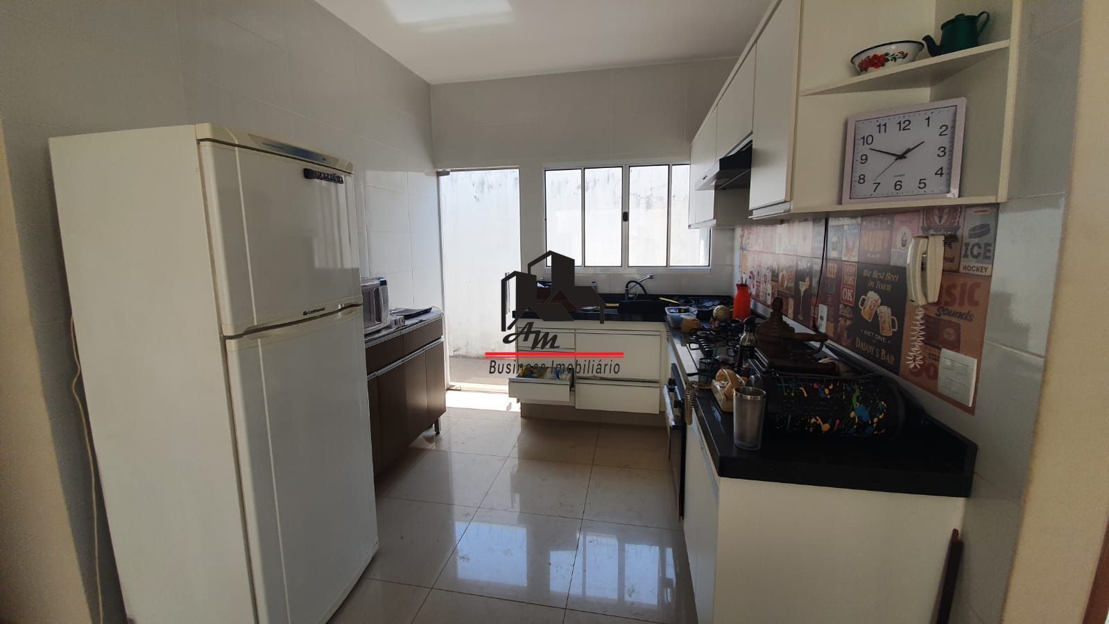 Casa com 3 quartos à venda, 100m² — foto 9 de 21