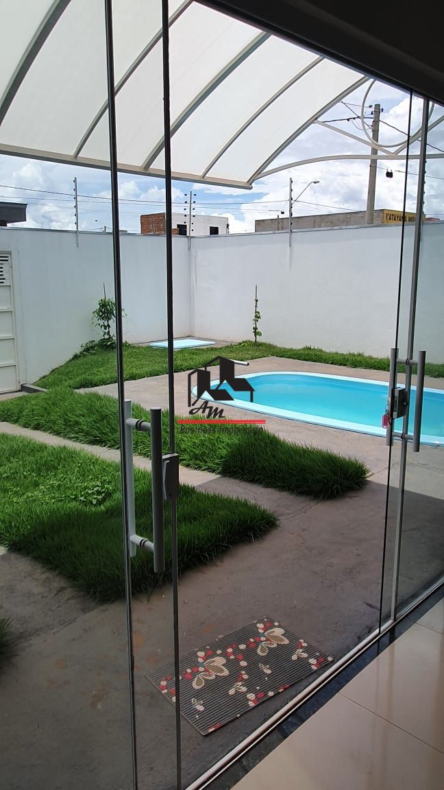 Casa com 2 quartos à venda, 81m² — foto 2 de 21