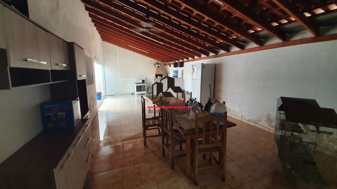 Casa com 3 quartos à venda, 99m² — foto 1 de 21