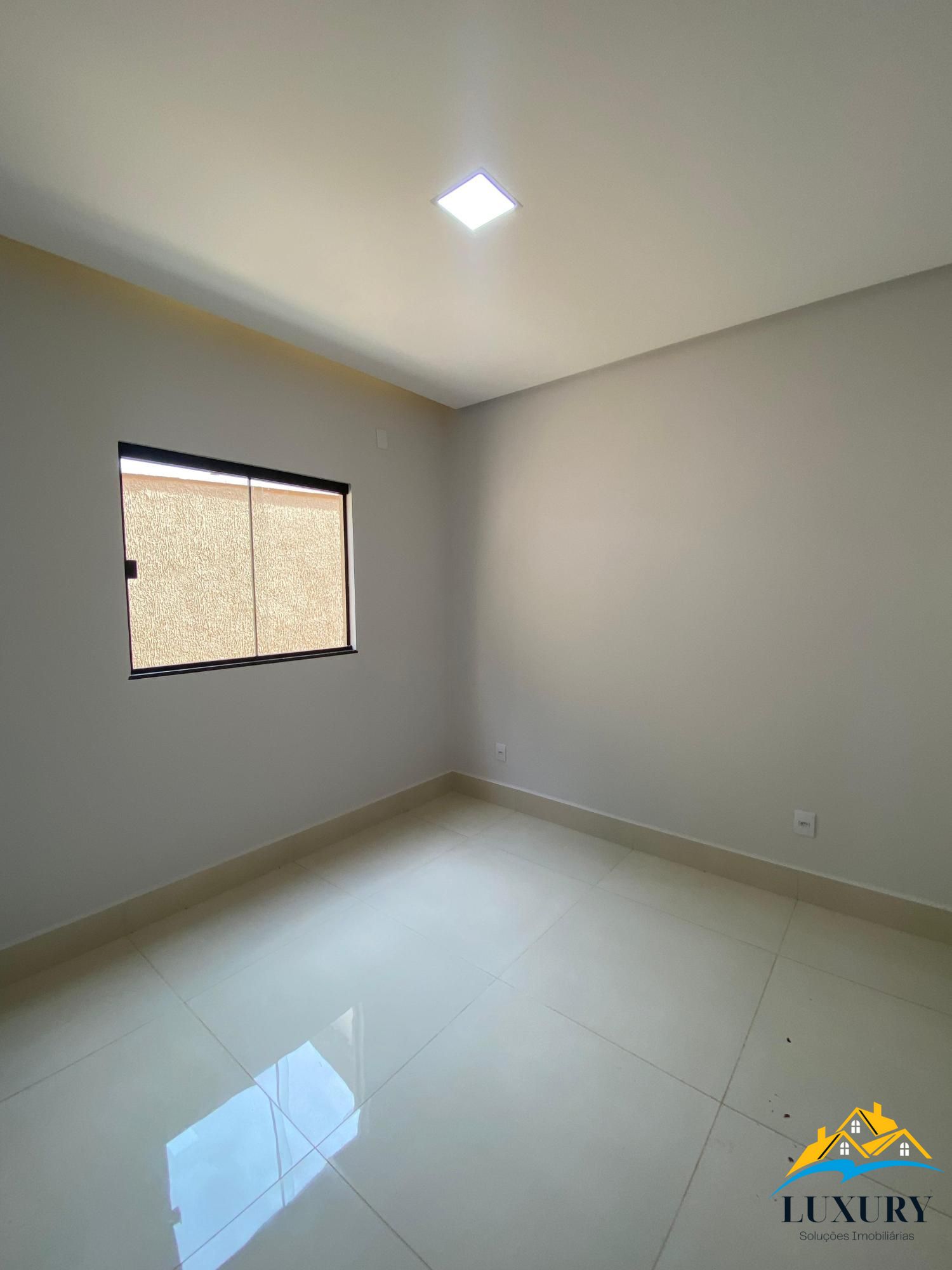 Casa à venda com 3 quartos, 120m² - Foto 9