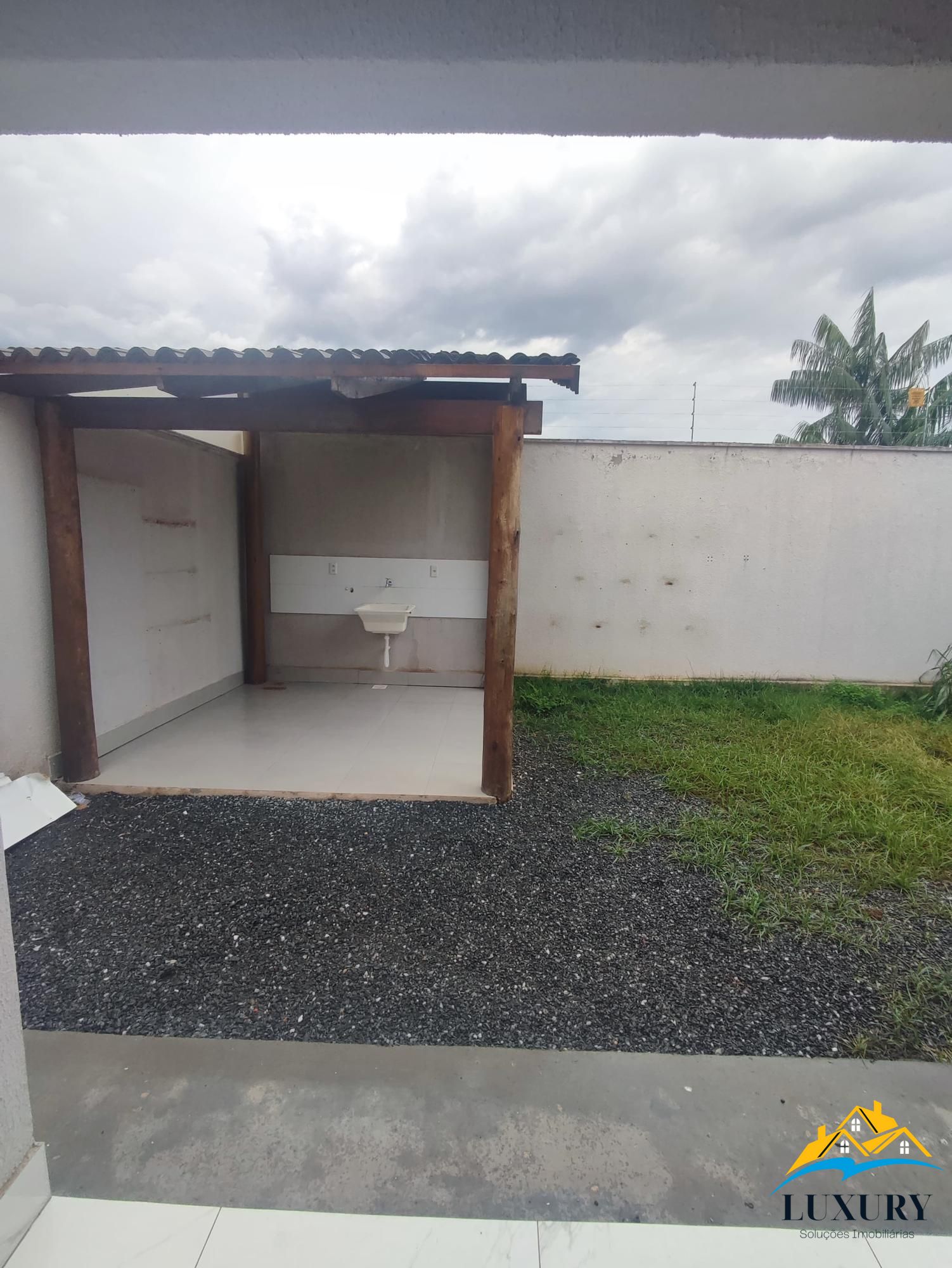 Casa à venda com 3 quartos, 100m² - Foto 18