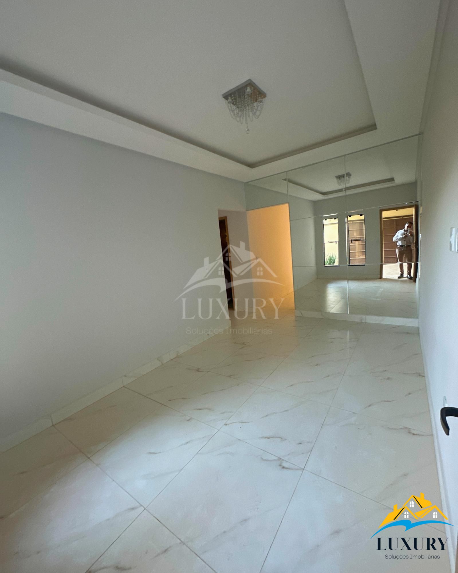 Casa à venda com 3 quartos, 102m² - Foto 4