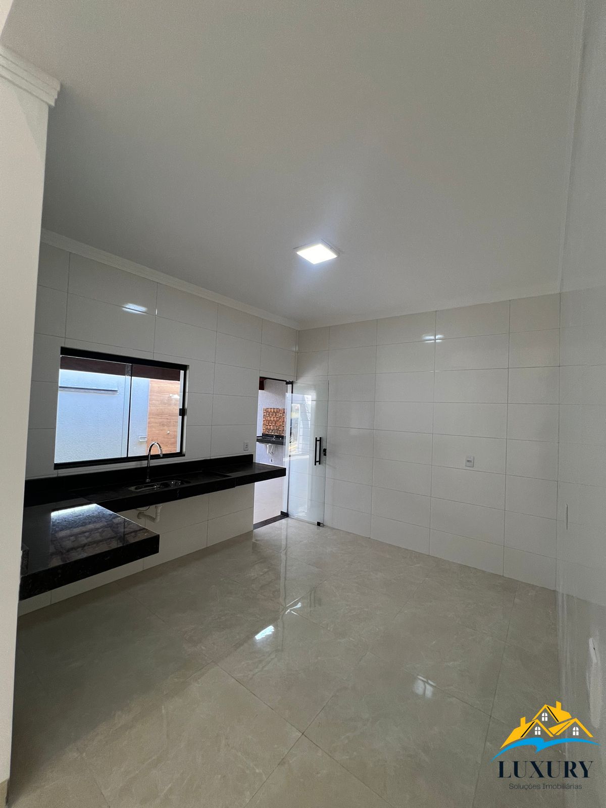 Casa à venda com 3 quartos, 140m² - Foto 8