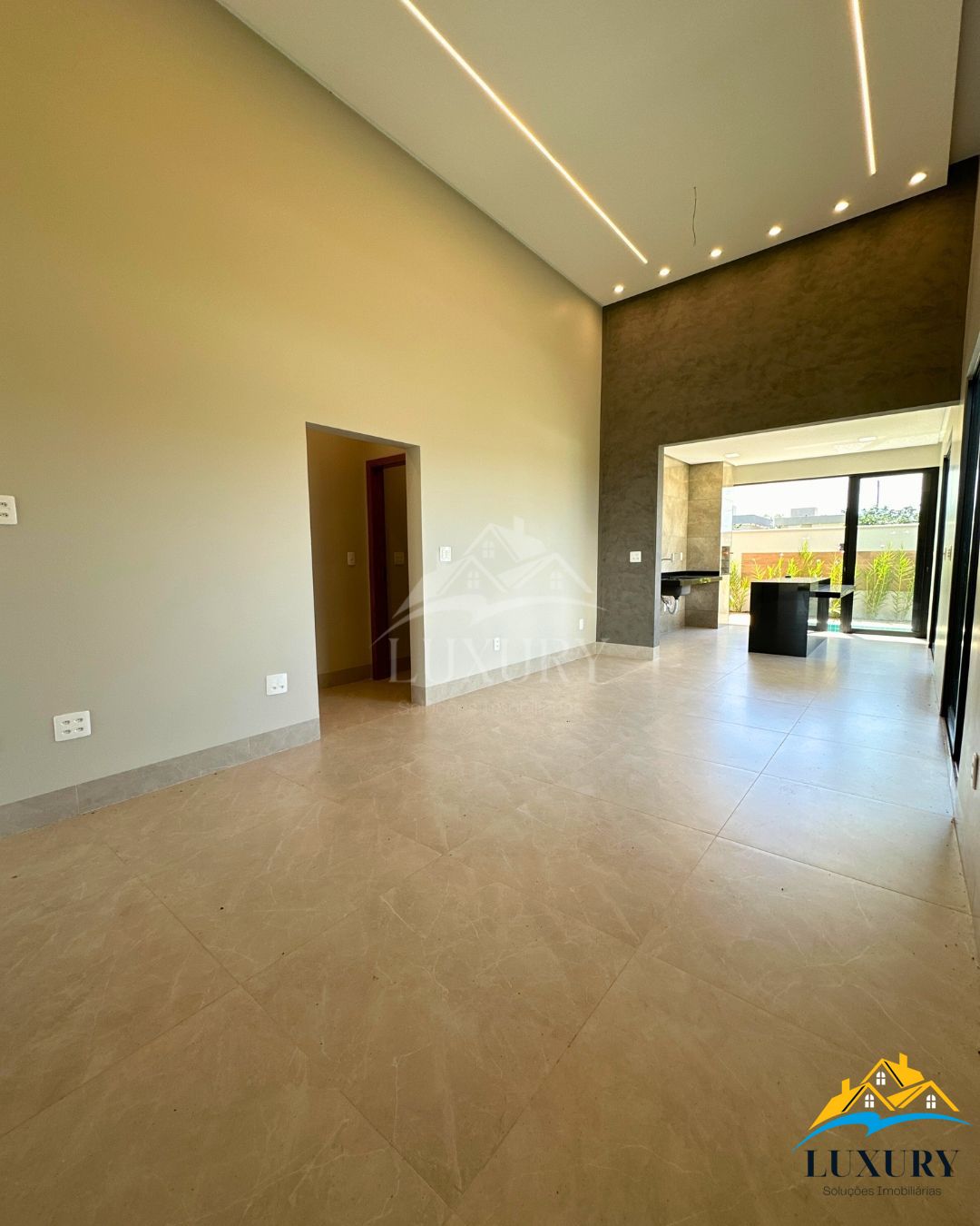 Casa à venda com 3 quartos, 150m² - Foto 9