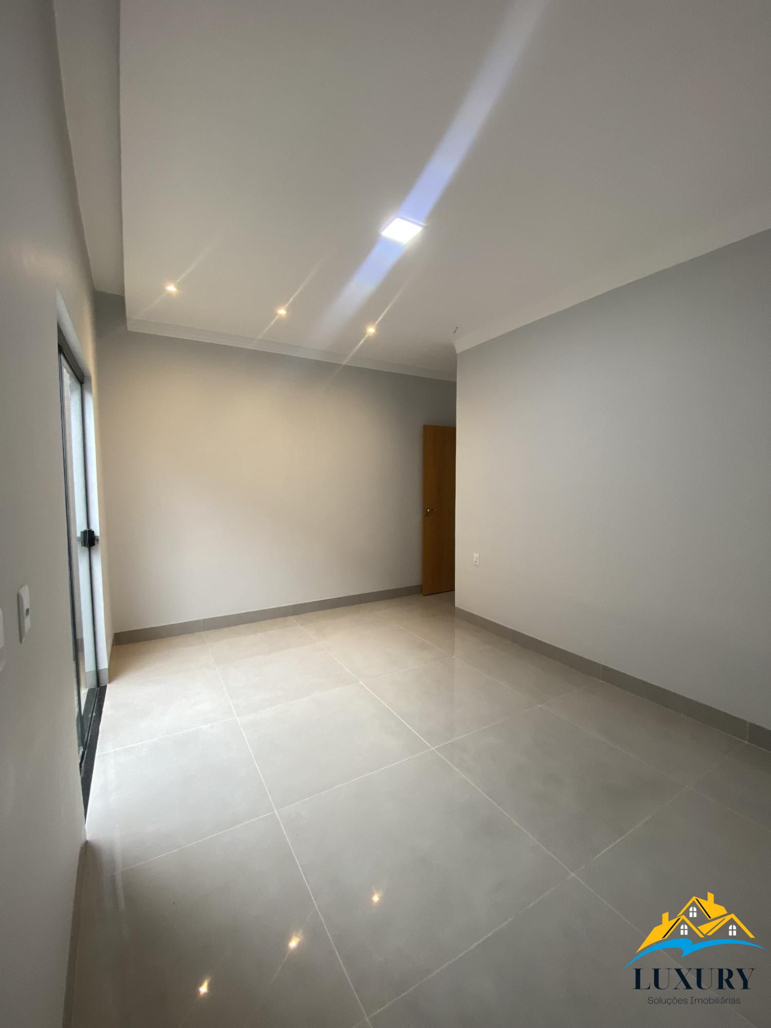 Casa à venda com 3 quartos, 105m² - Foto 14