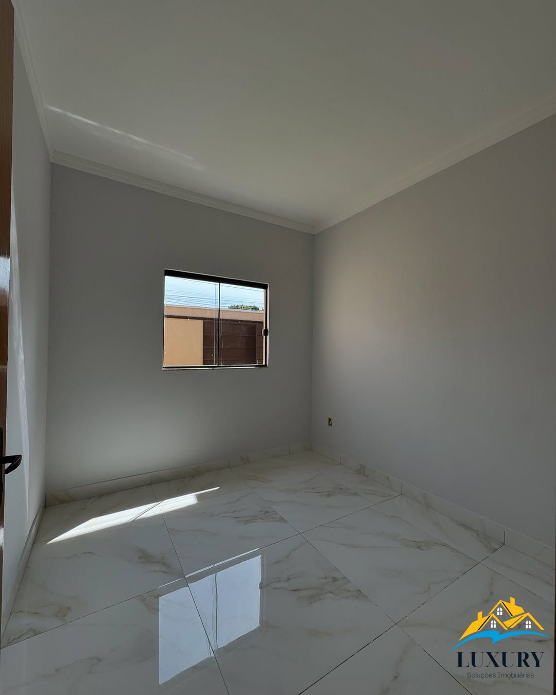 Casa à venda com 2 quartos, 90m² - Foto 9