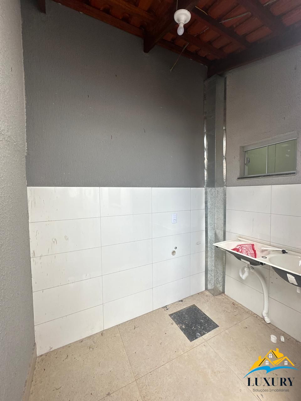 Casa à venda com 3 quartos, 90m² - Foto 15