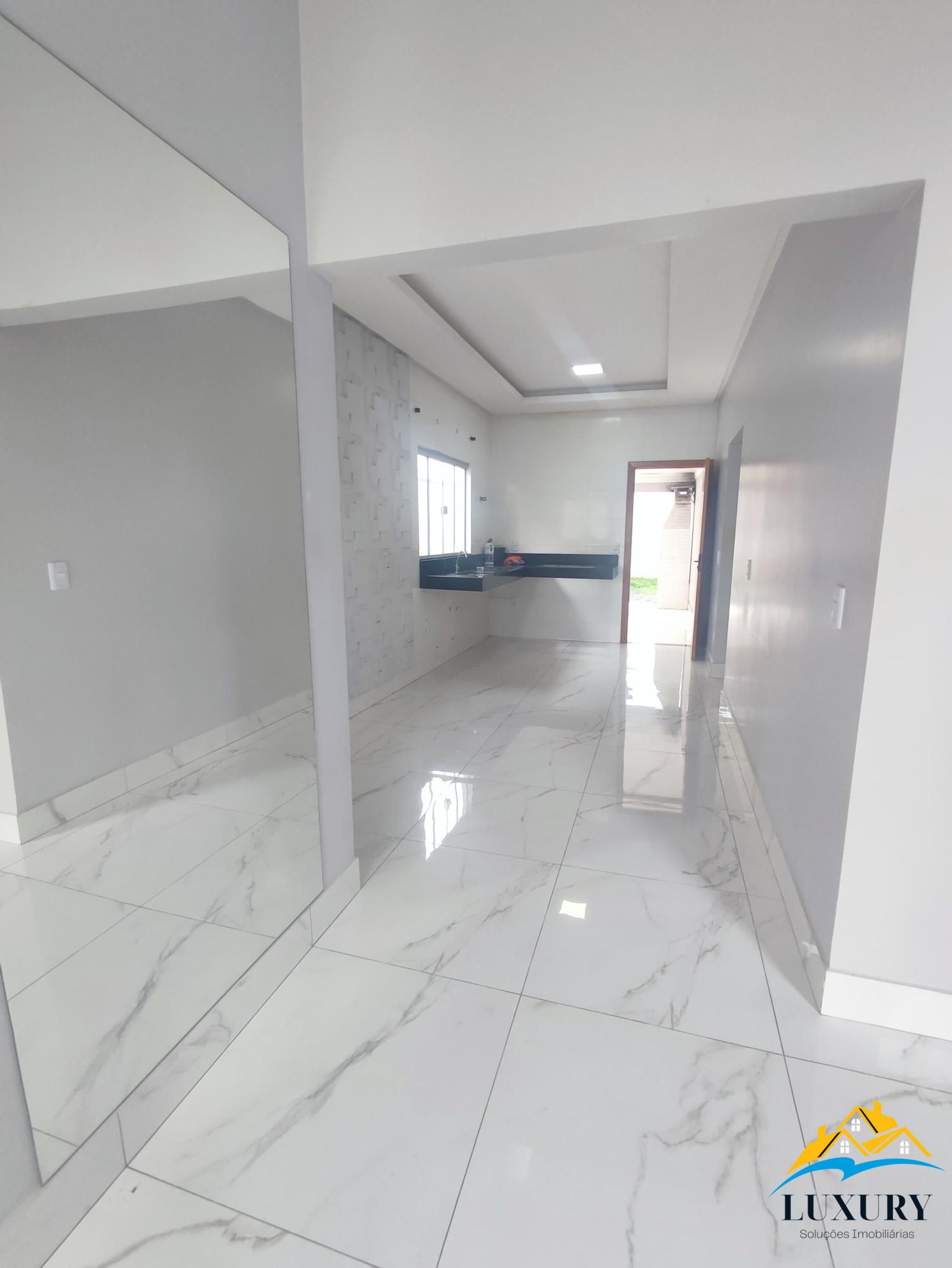 Casa à venda com 3 quartos, 100m² - Foto 6