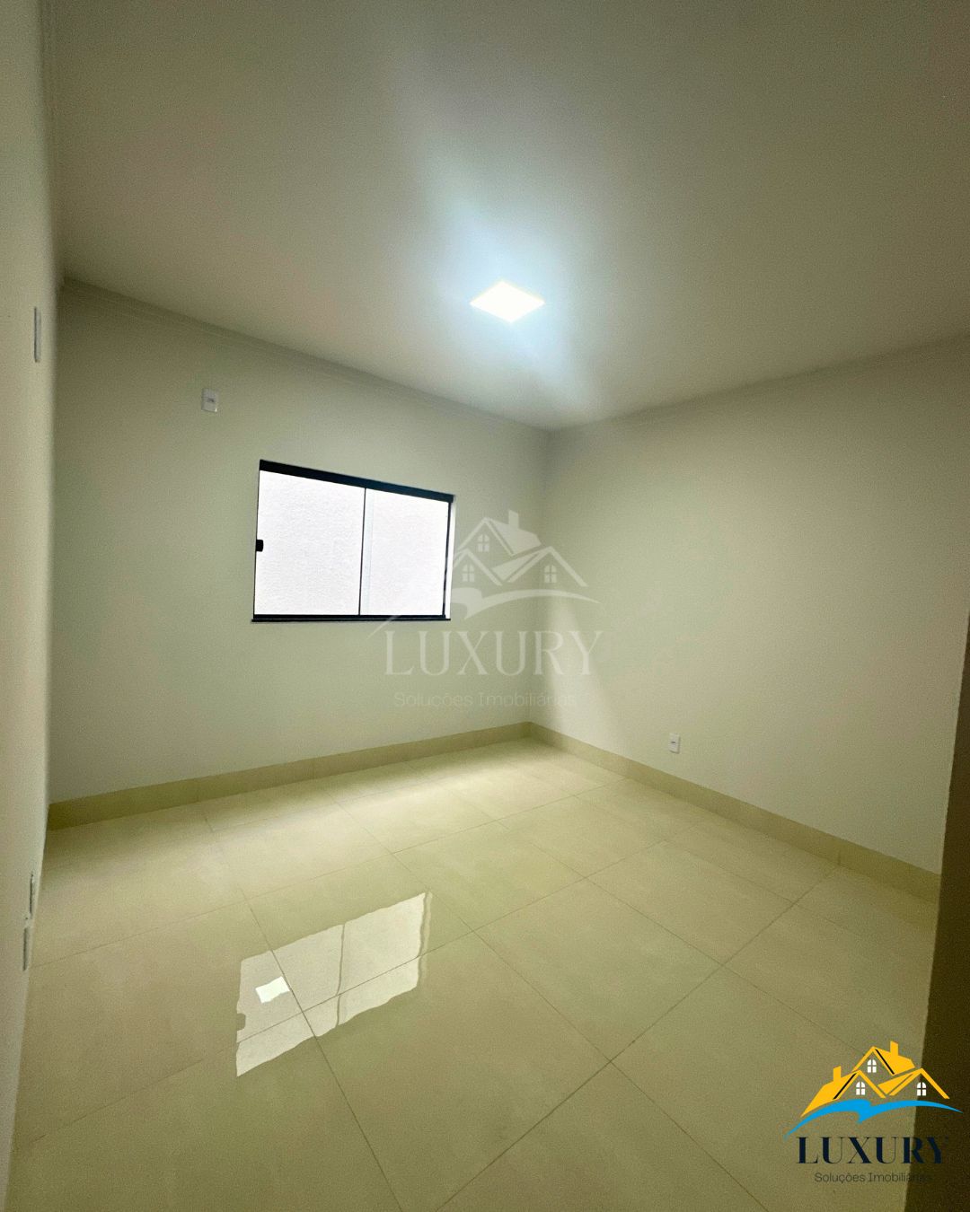 Casa à venda com 3 quartos, 100m² - Foto 17