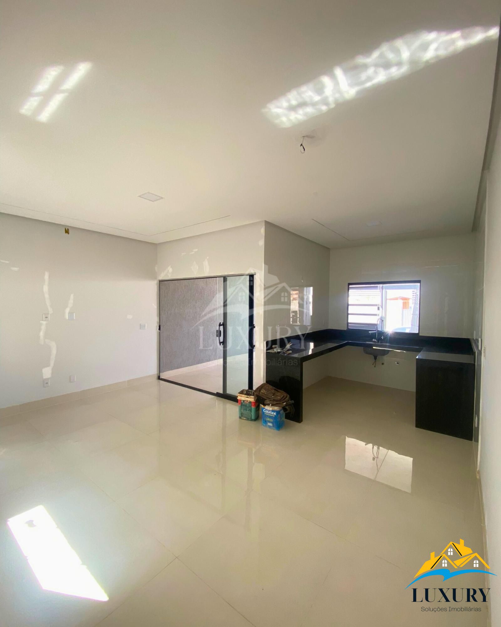 Casa à venda com 3 quartos, 100m² - Foto 7