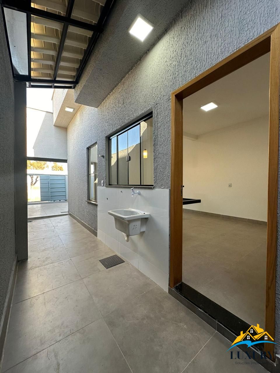 Casa à venda com 2 quartos, 96m² - Foto 12