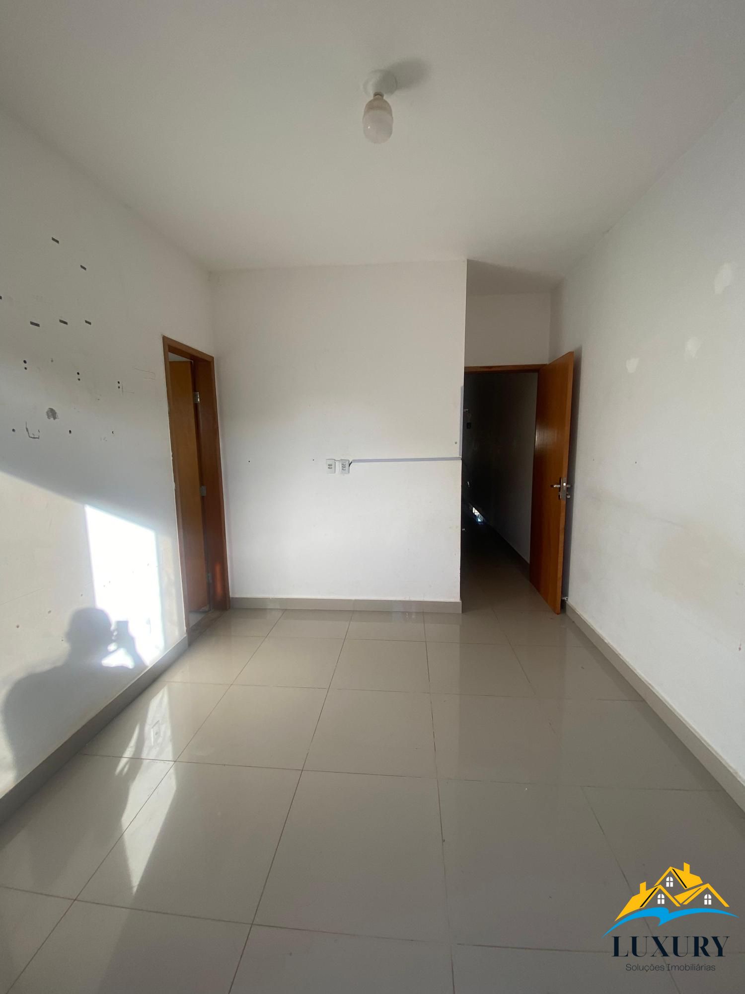 Casa para alugar com 3 quartos, 95m² - Foto 12