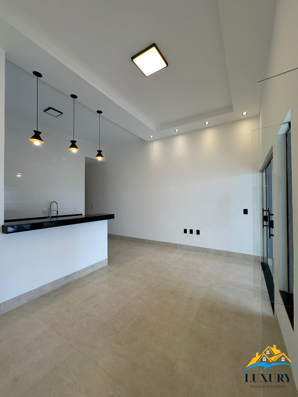 Casa à venda com 3 quartos, 100m² - Foto 9