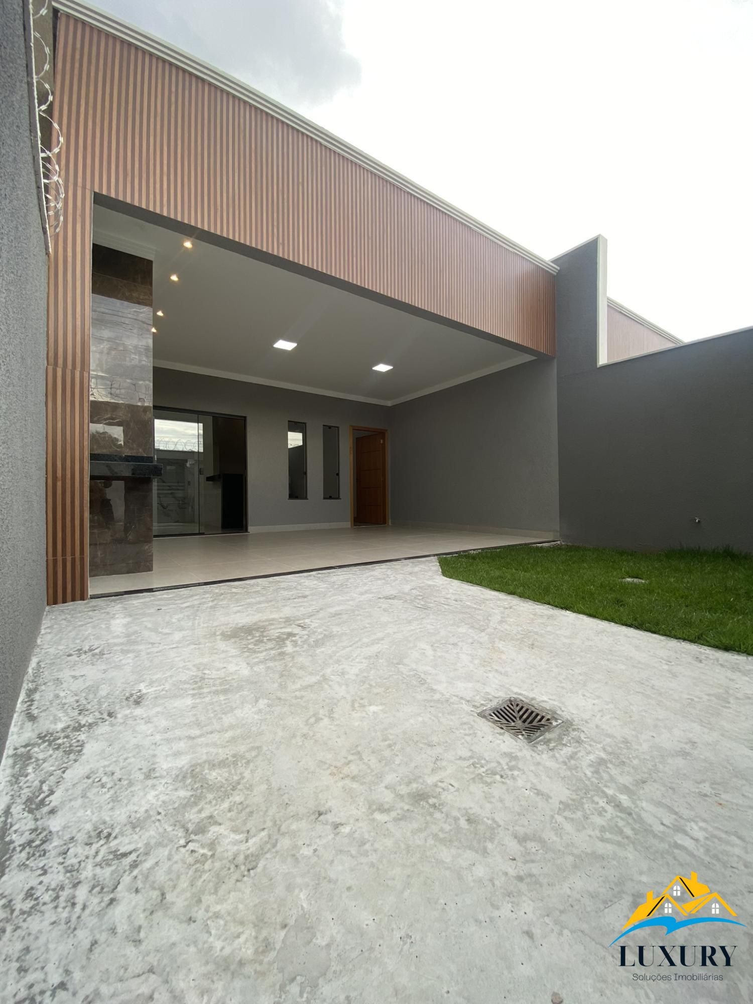 Casa à venda com 3 quartos, 105m² - Foto 3