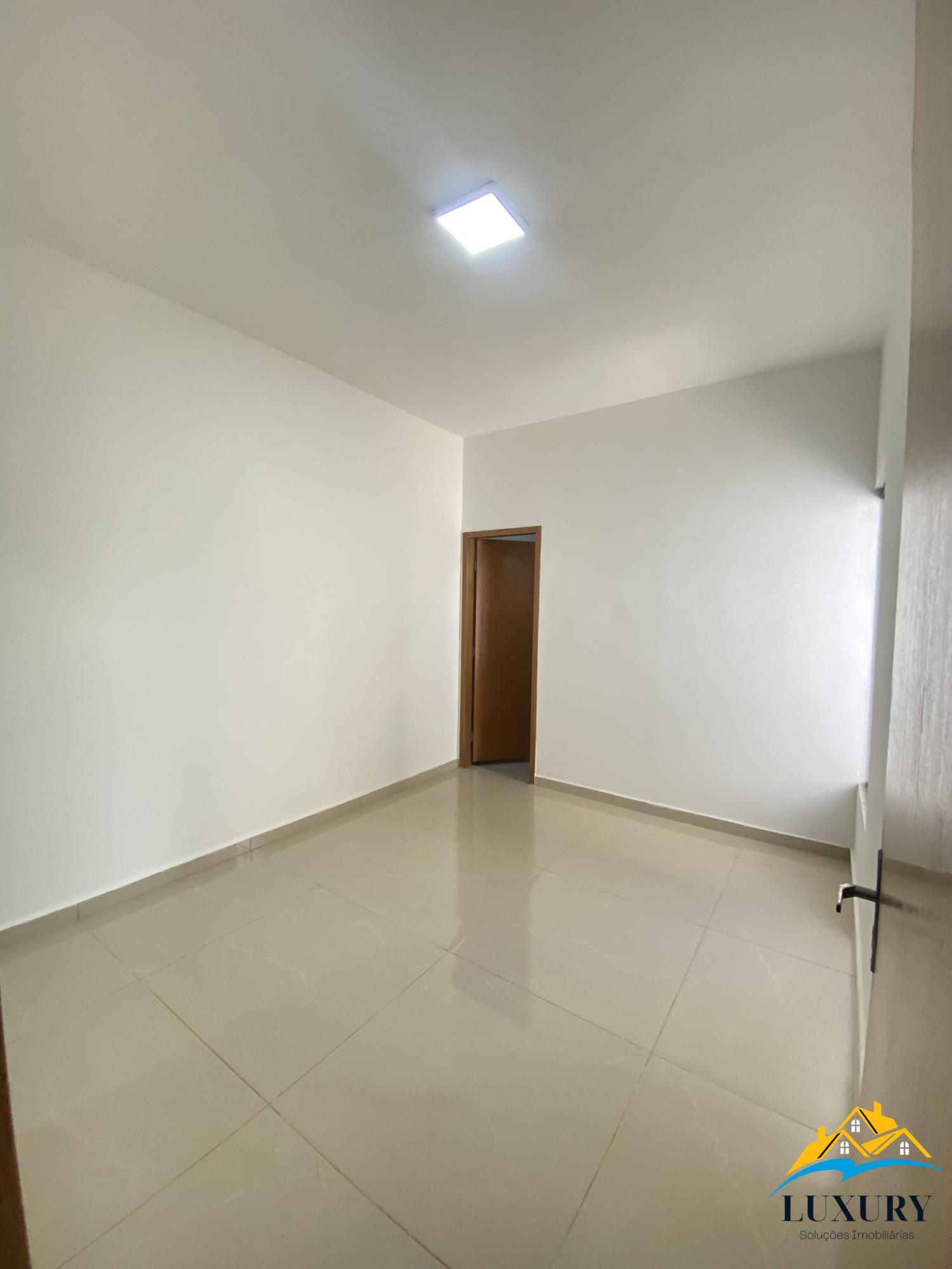 Casa à venda com 3 quartos, 165m² - Foto 7