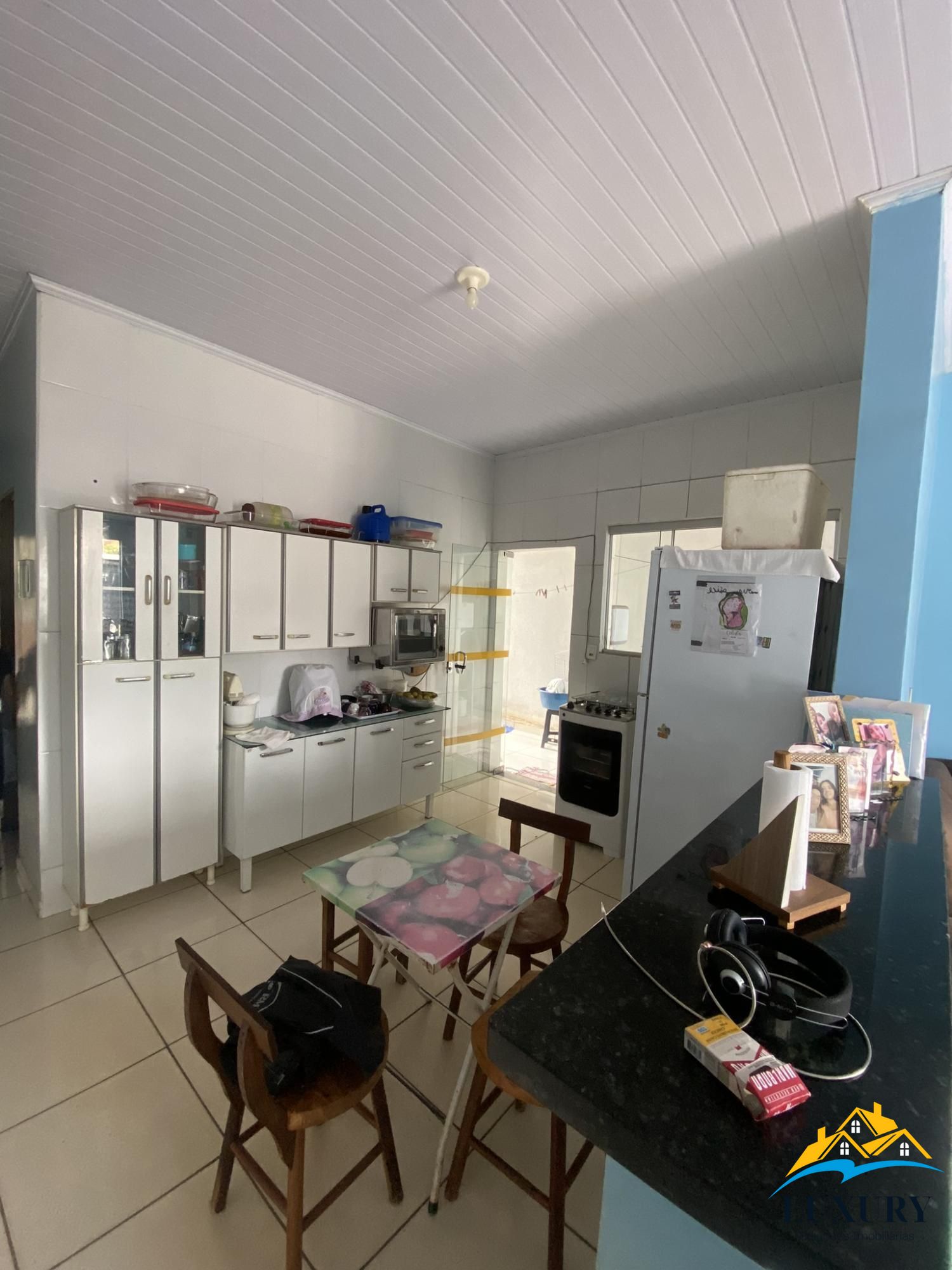 Casa à venda com 2 quartos, 68m² - Foto 4