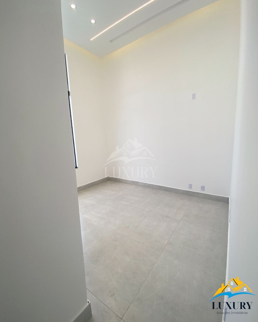 Casa à venda com 3 quartos, 120m² - Foto 10