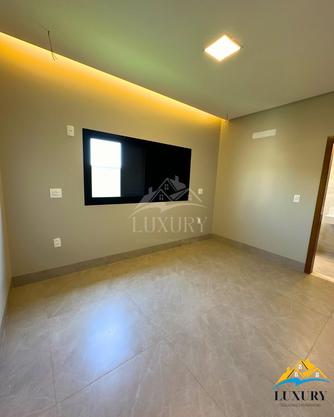 Casa à venda com 3 quartos, 150m² - Foto 12