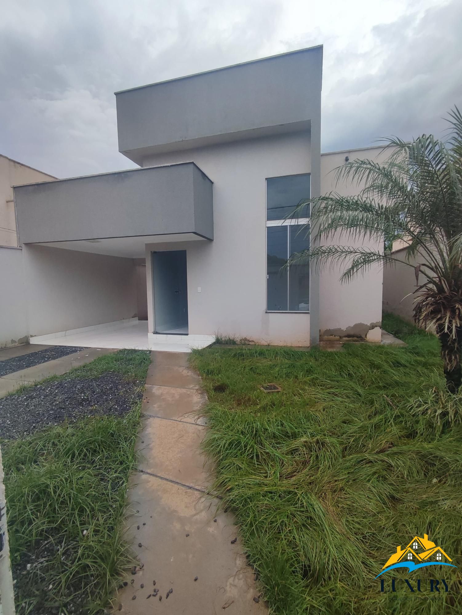 Casa à venda com 3 quartos, 100m² - Foto 3