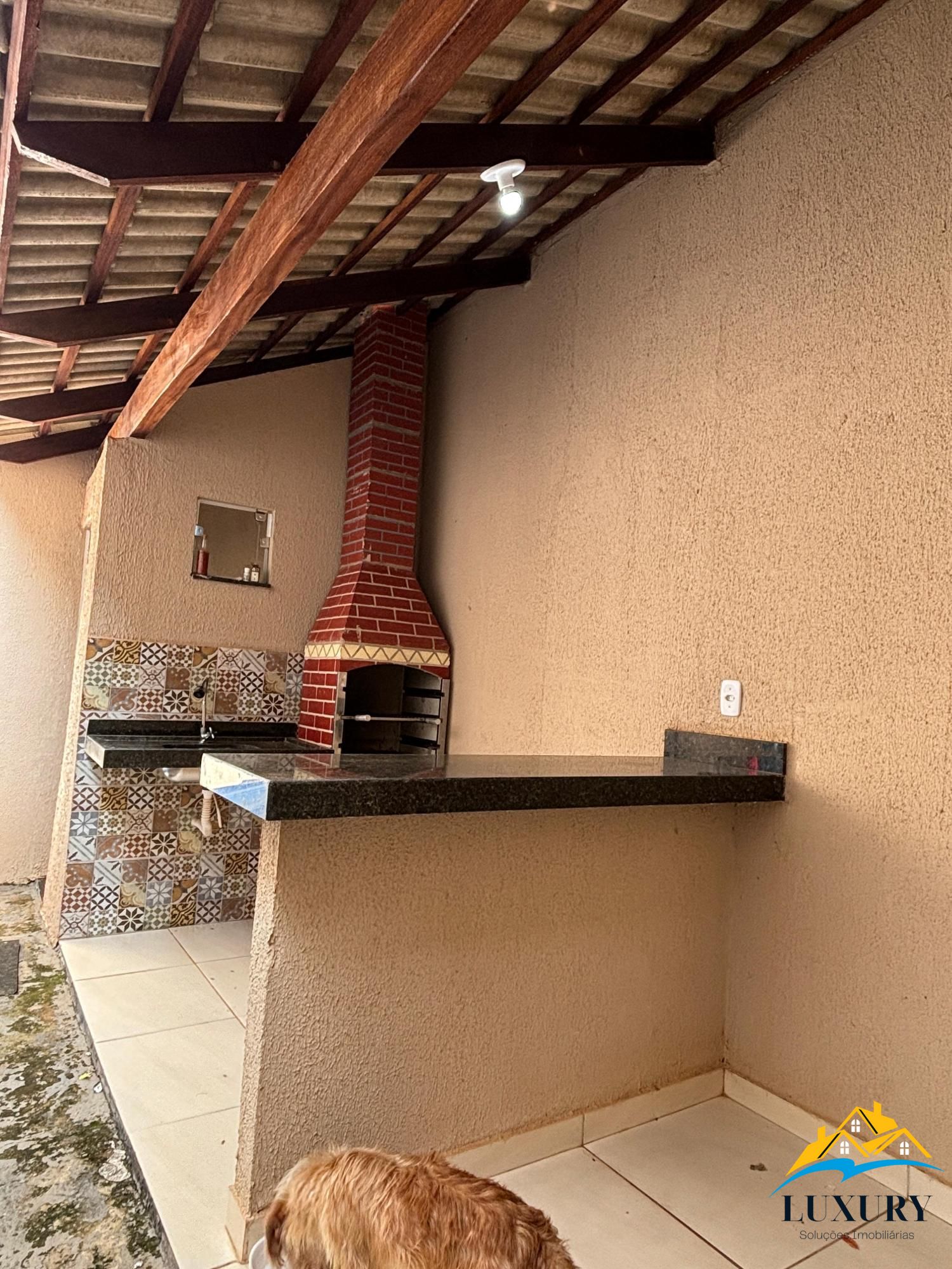 Casa à venda com 2 quartos, 150m² - Foto 12