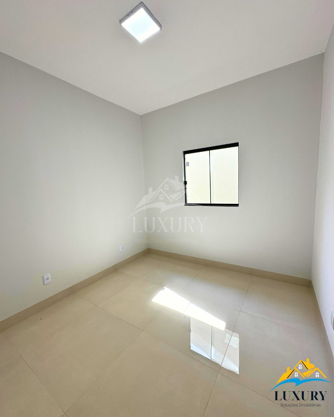 Casa à venda com 3 quartos, 110m² - Foto 13