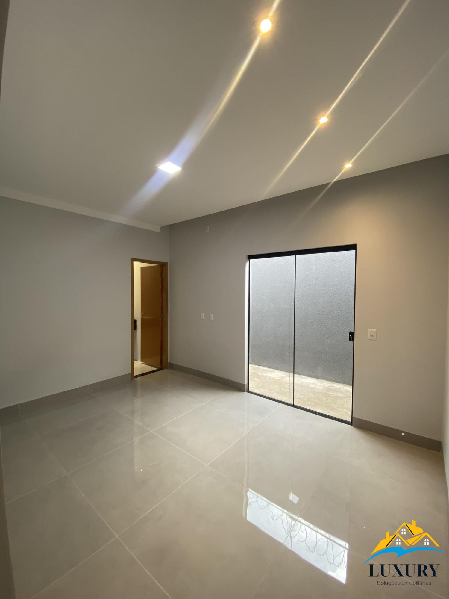 Casa à venda com 3 quartos, 105m² - Foto 12