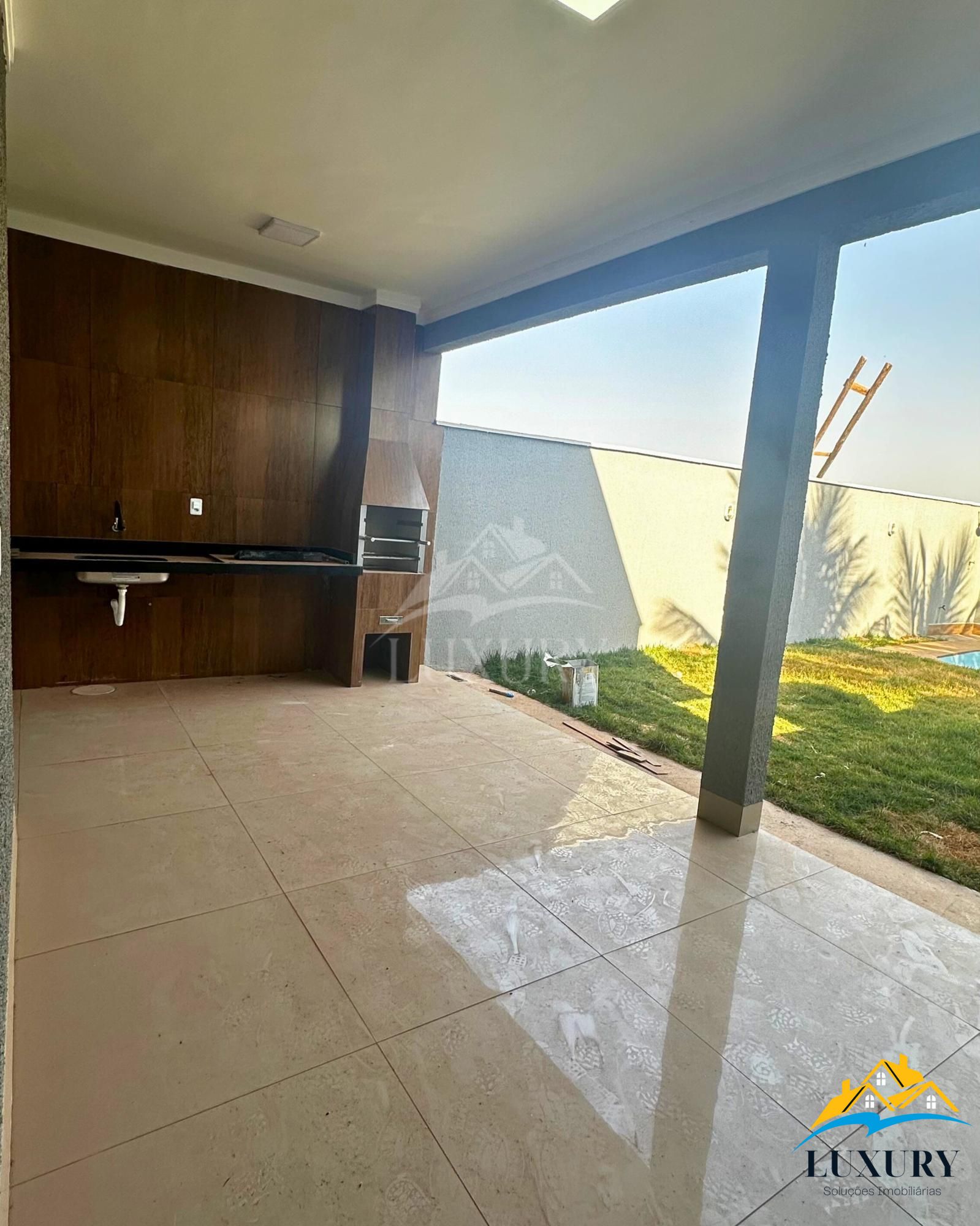 Casa à venda com 3 quartos, 130m² - Foto 14