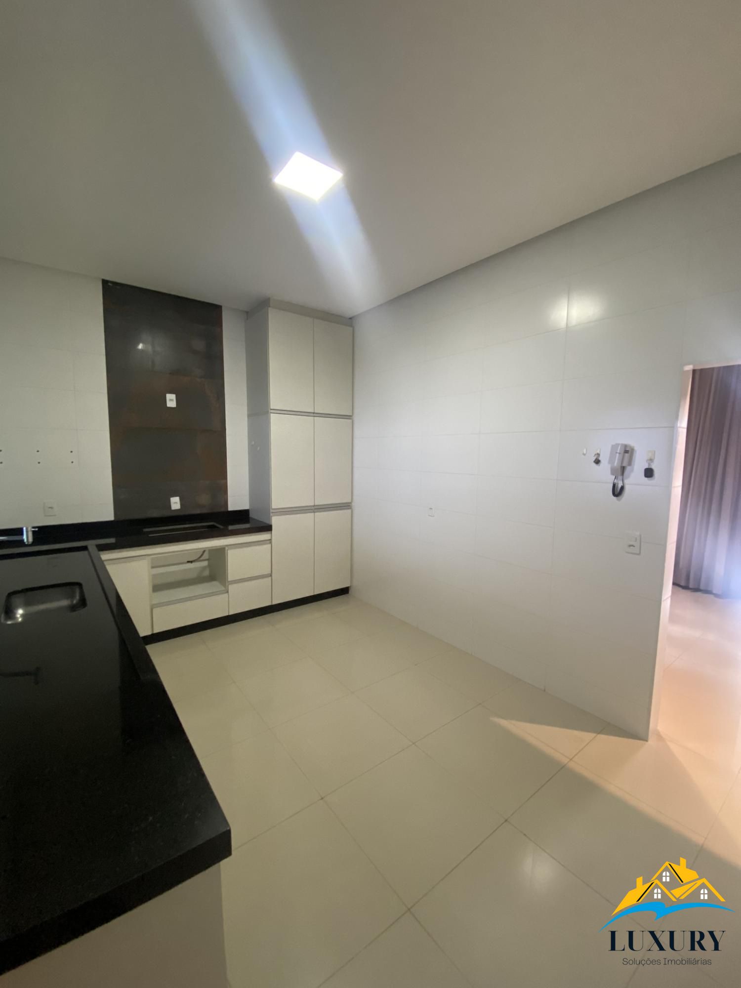 Casa à venda com 3 quartos, 160m² - Foto 11