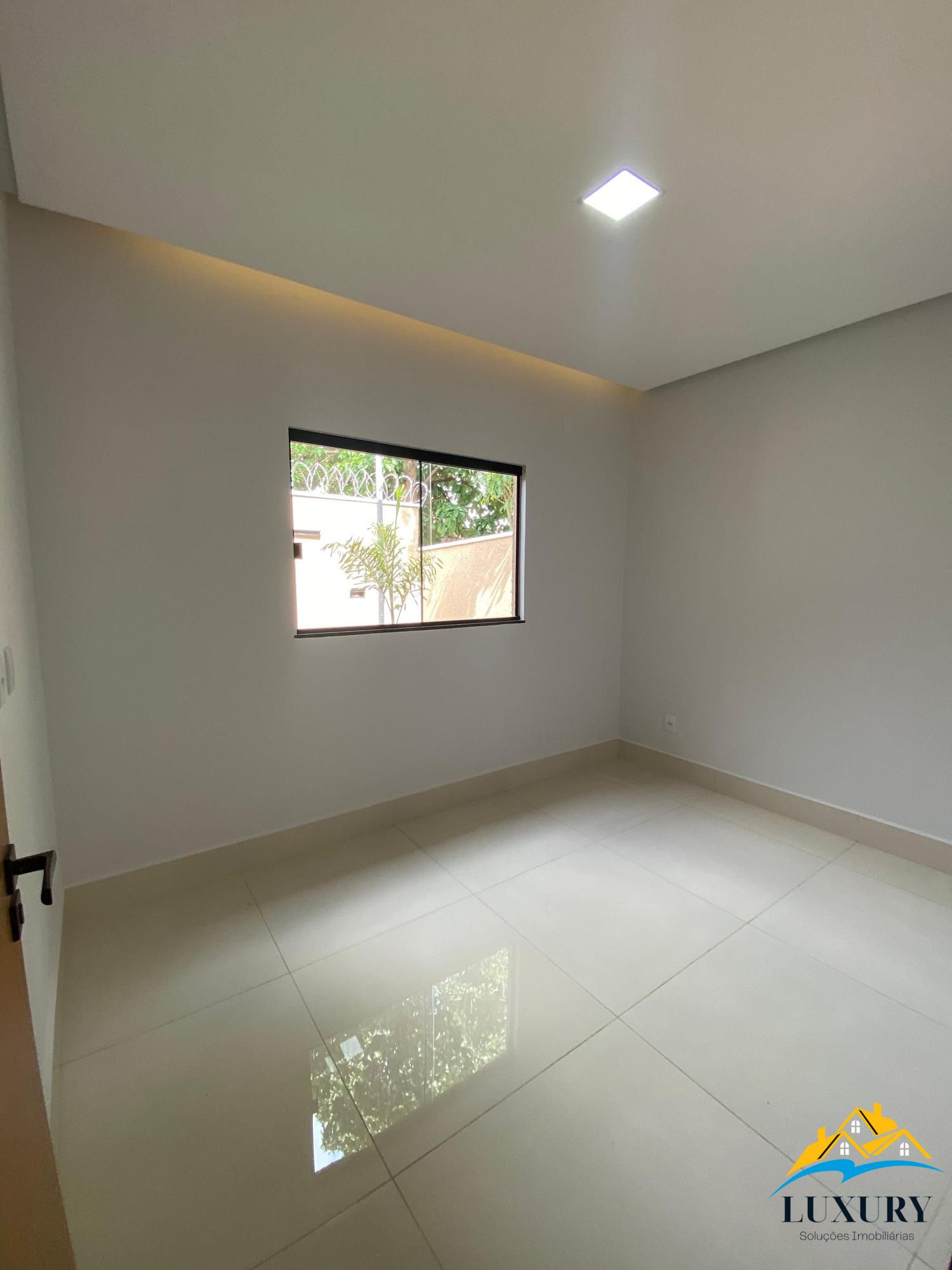 Casa à venda com 3 quartos, 120m² - Foto 11