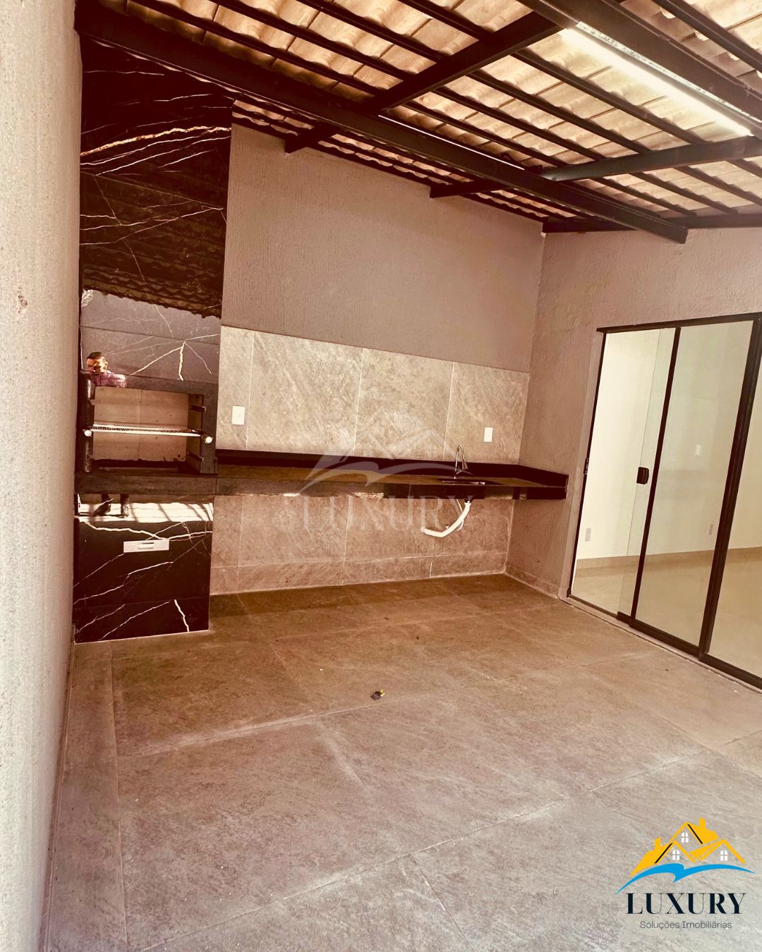 Casa à venda com 3 quartos, 100m² - Foto 12