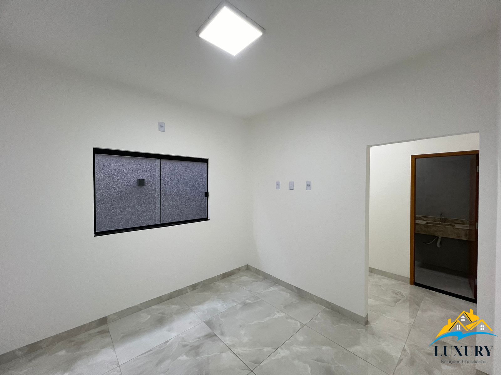 Casa à venda com 3 quartos, 112m² - Foto 9