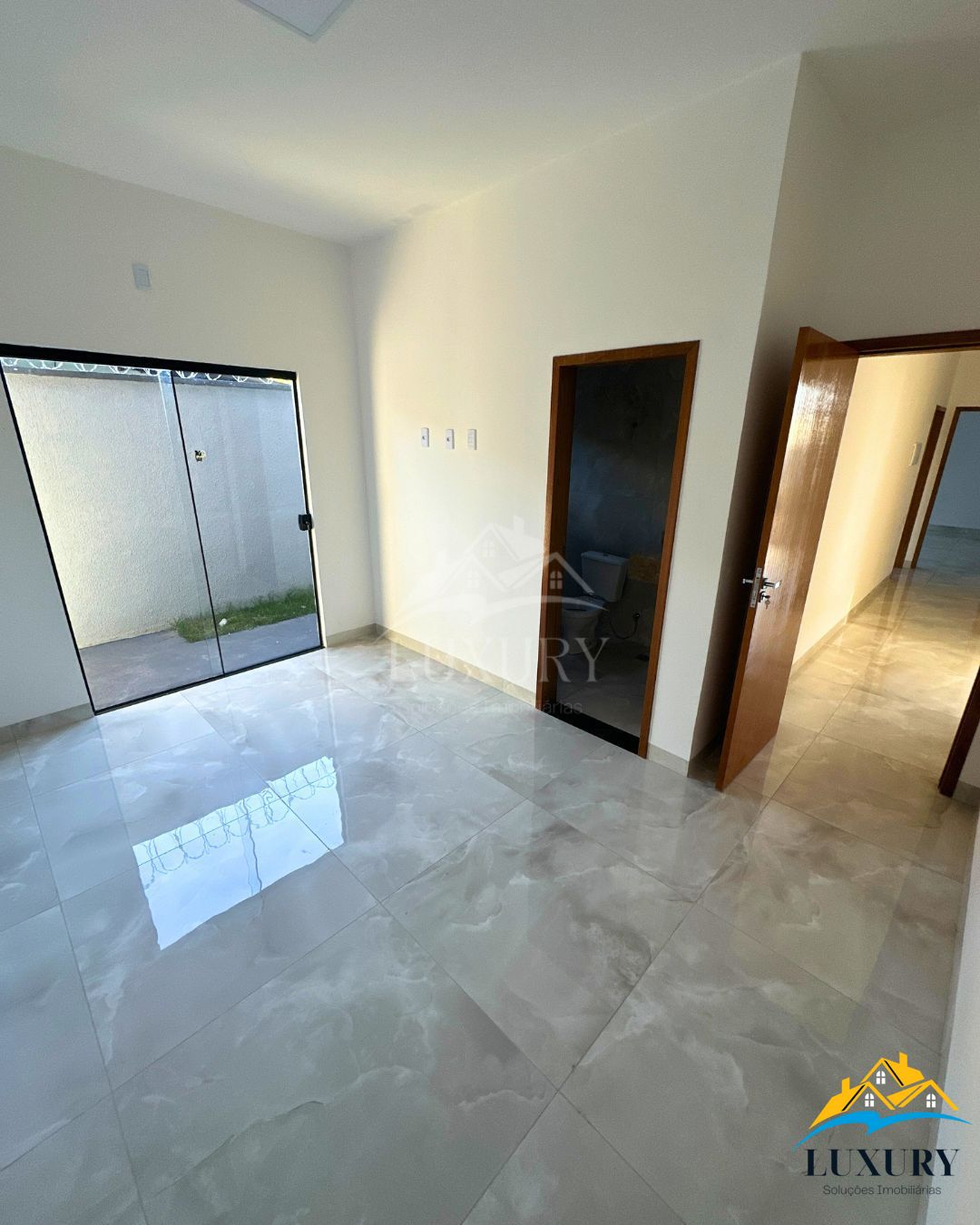 Casa à venda com 3 quartos, 218m² - Foto 14