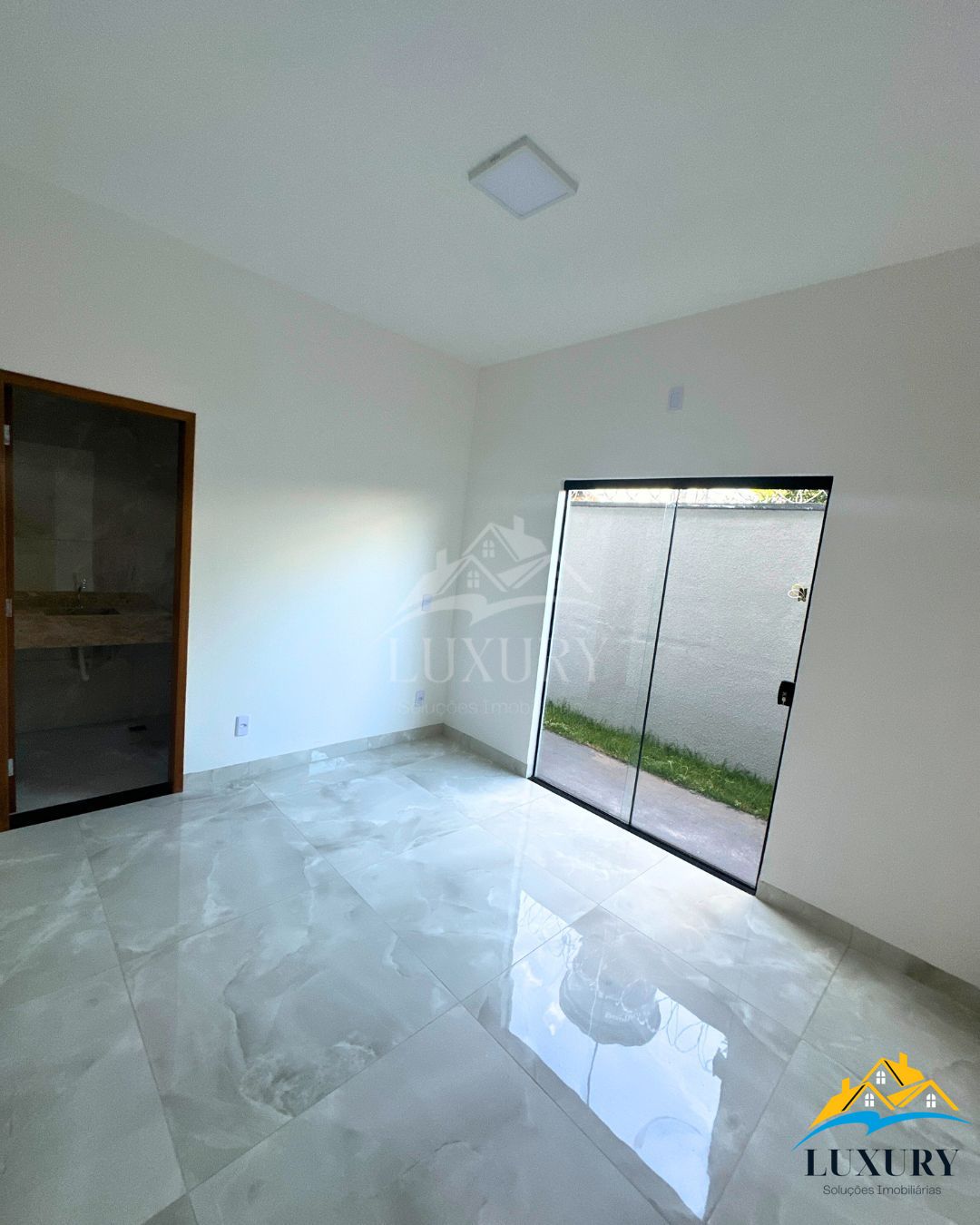 Casa à venda com 3 quartos, 218m² - Foto 15