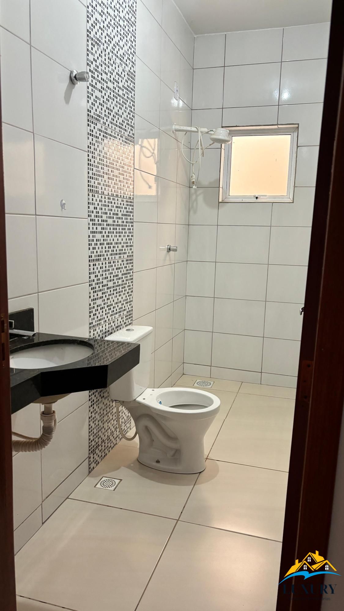 Casa à venda com 2 quartos, 150m² - Foto 4