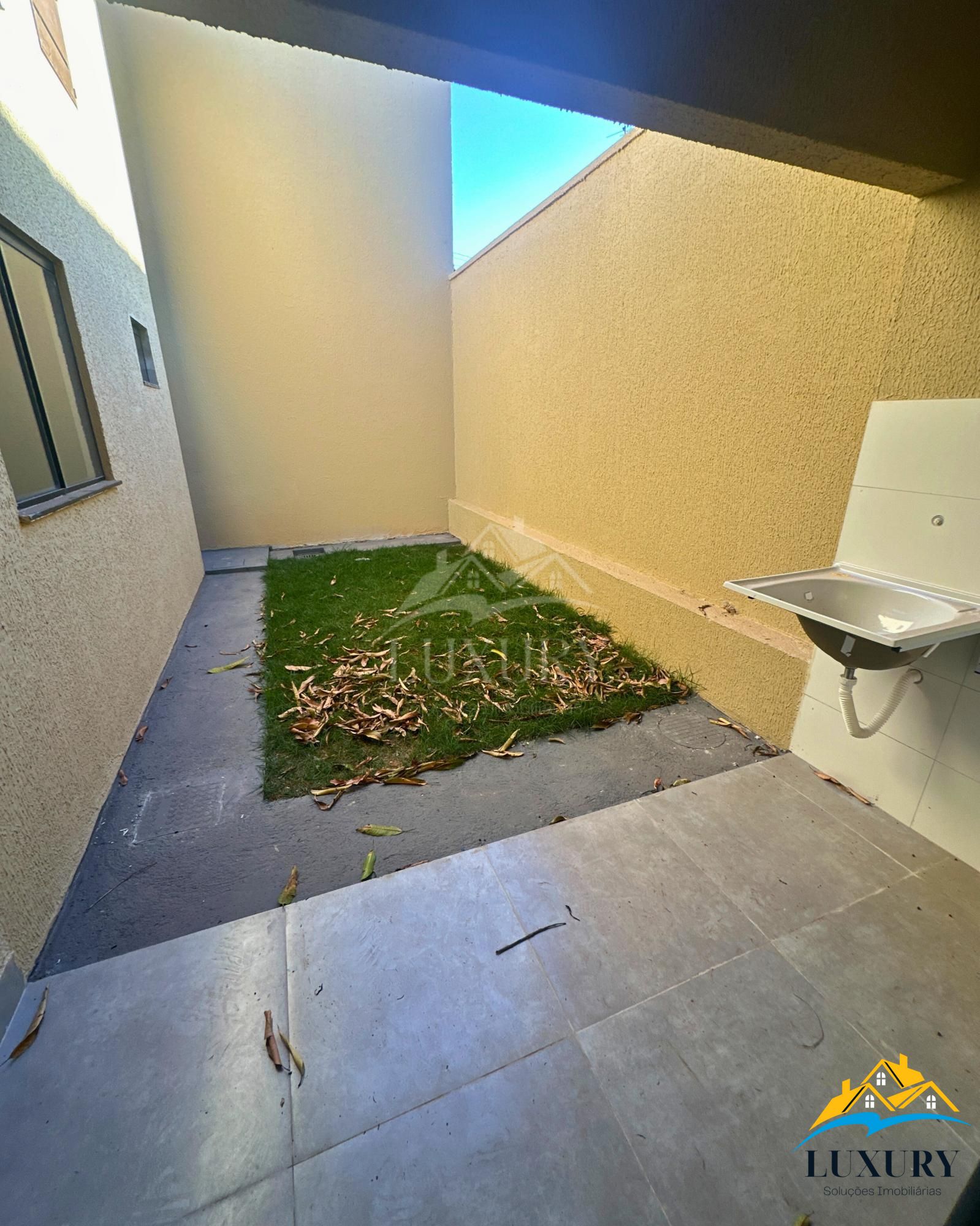 Casa à venda com 3 quartos, 102m² - Foto 14