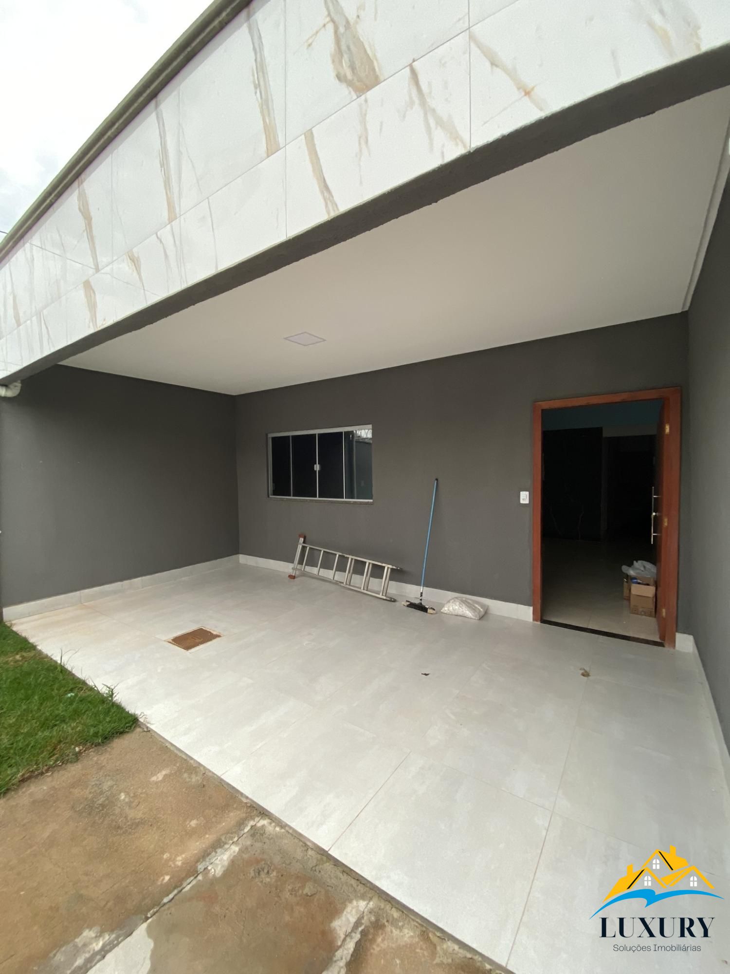 Casa à venda com 3 quartos, 125m² - Foto 2