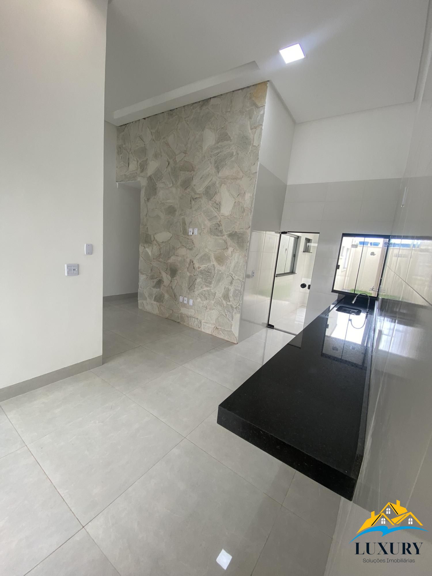 Casa à venda com 3 quartos, 105m² - Foto 6