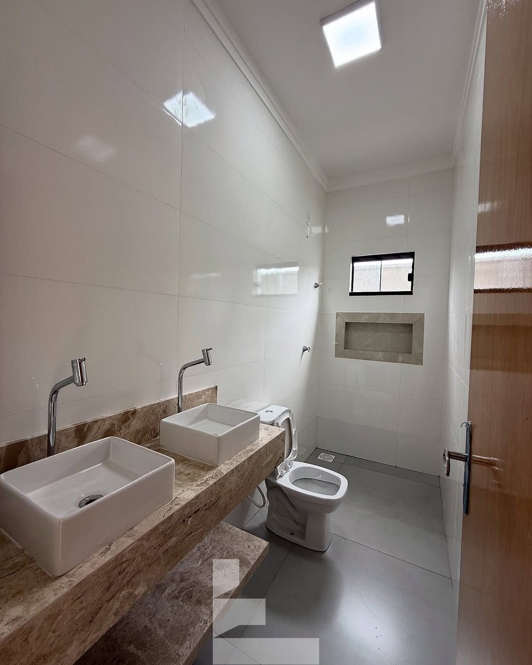 Casa à venda com 3 quartos, 110m² - Foto 10