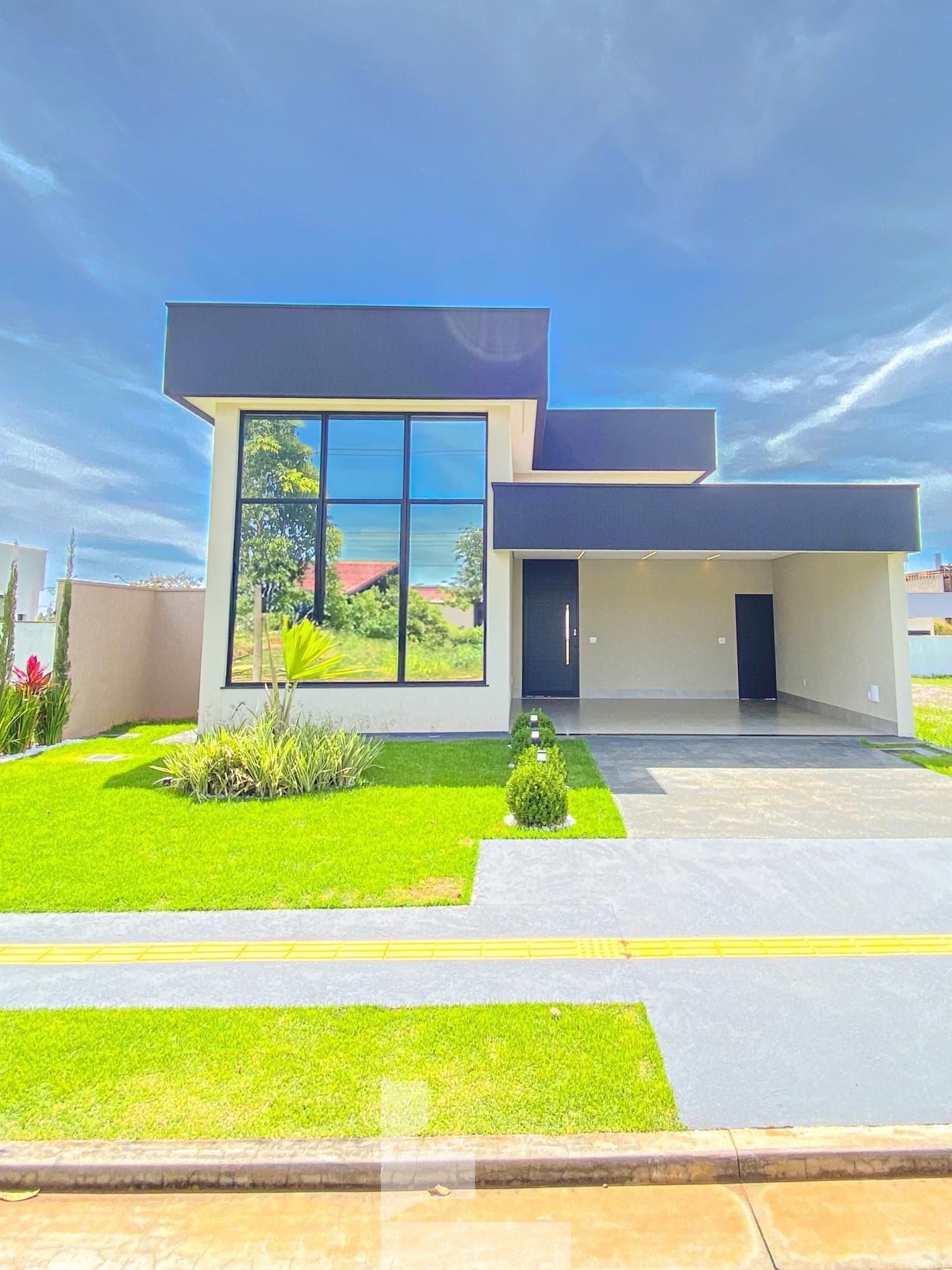 Casa à venda com 4 quartos, 180m² - Foto 3