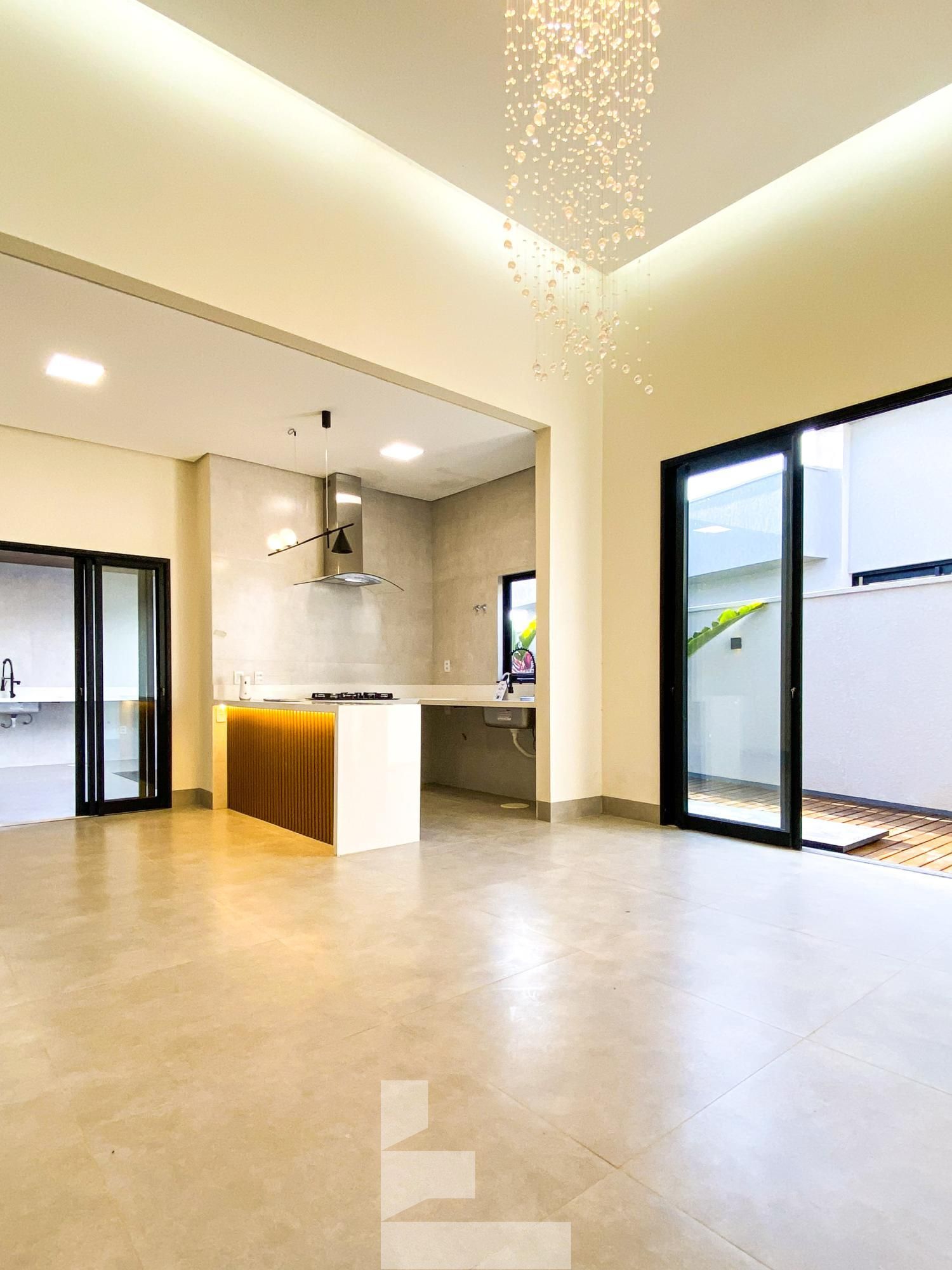 Casa à venda com 4 quartos, 185m² - Foto 5