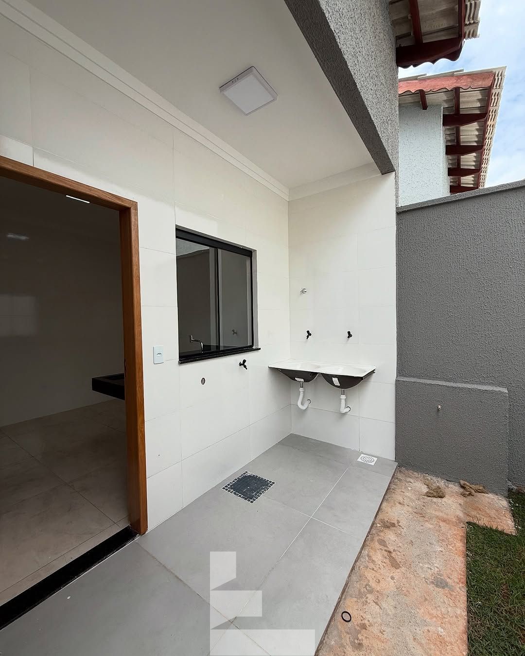 Casa à venda com 3 quartos, 110m² - Foto 12