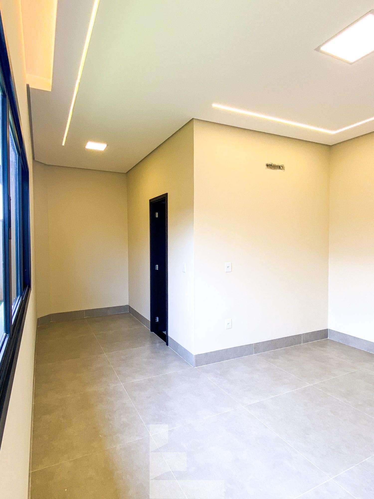 Casa à venda com 4 quartos, 180m² - Foto 15